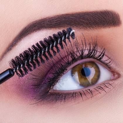 Read more about the article Las 5 mejores marcas de maquillajes para ojos
