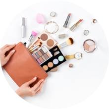 bolsos y organizadores de maquillaje